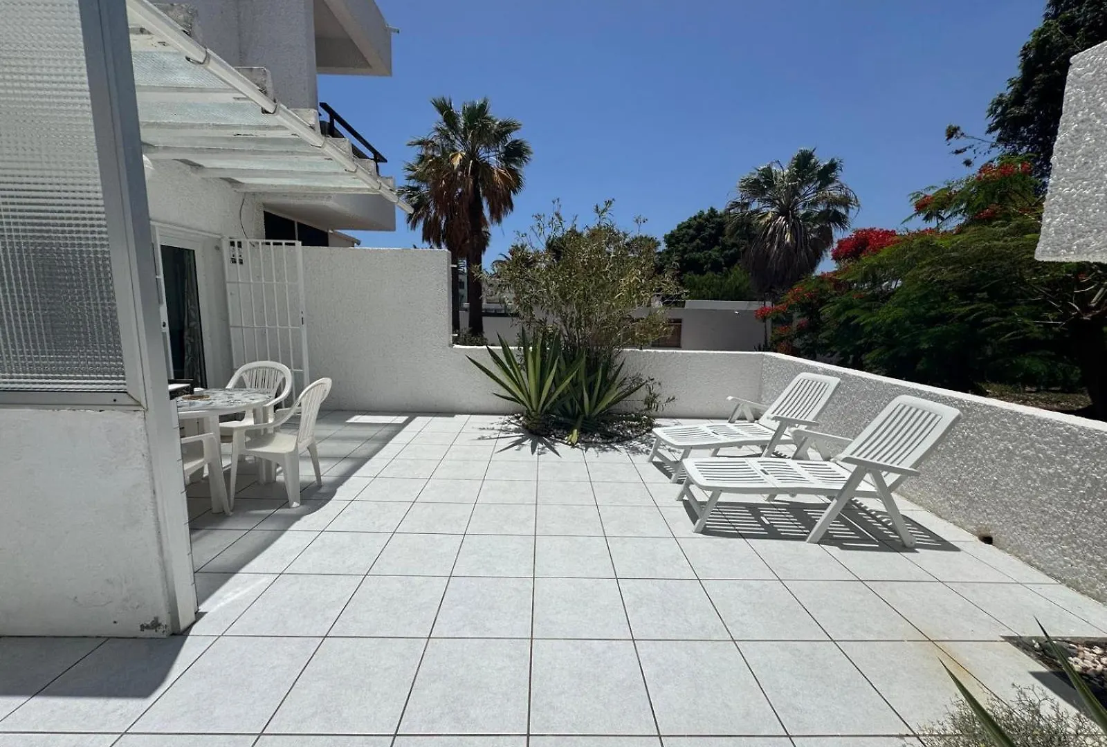 Apartment Eureka Big Terrace And Pool コスタ・デル・シレンチオ