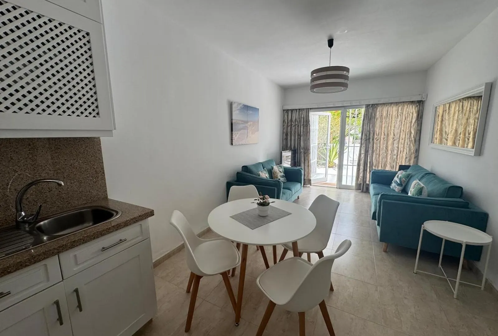 Apartment Eureka Big Terrace And Pool コスタ・デル・シレンチオ スペイン